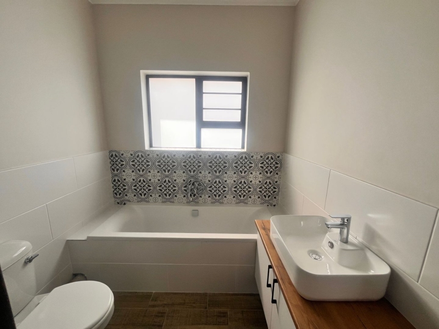3 Bedroom Property for Sale in Fountains Estate Eastern Cape